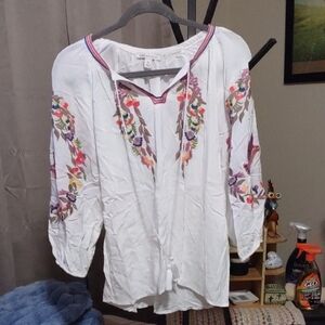 Cato White Boho Blouse with Multicolor Floral Embroidery